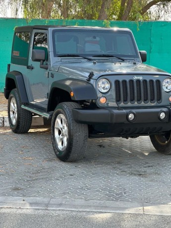 jeep-wrangler-sport-big-0