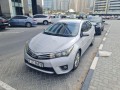 toyota-corolla-se-small-6