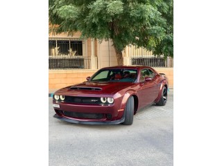 Dodge Challenger SRT