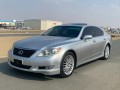 lexus-ls-460-small-5