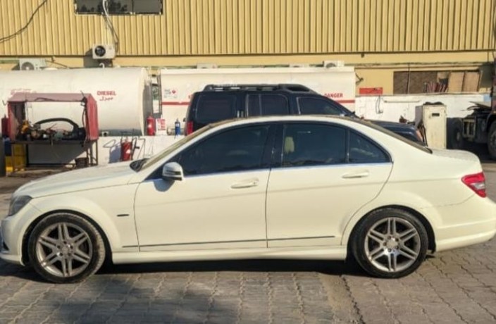 mercedes-c200-big-2