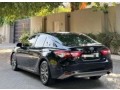 toyota-camry-se-small-2