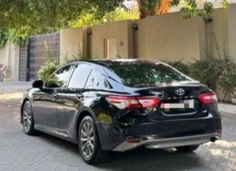 toyota-camry-se-big-2