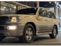 toyota-land-cruiser-small-0