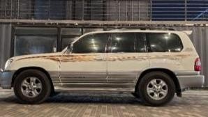 toyota-land-cruiser-big-2