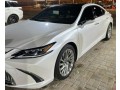 lexus-es-350-small-0