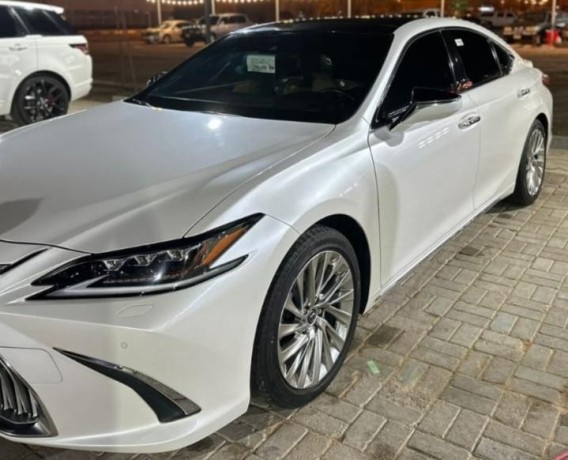 lexus-es-350-big-0