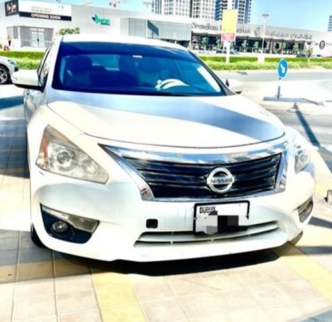 nissan-altima-big-1