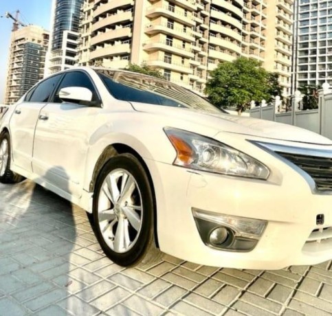 nissan-altima-big-0