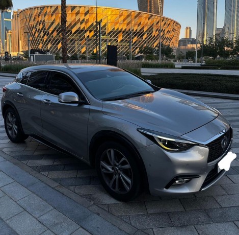 infiniti-q30-big-0