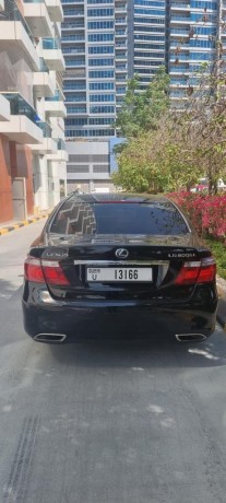 lexus-ls-600h-big-0