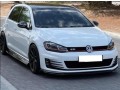 volkswagen-golf-gti-small-0