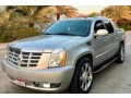 cadillac-escalade-small-3