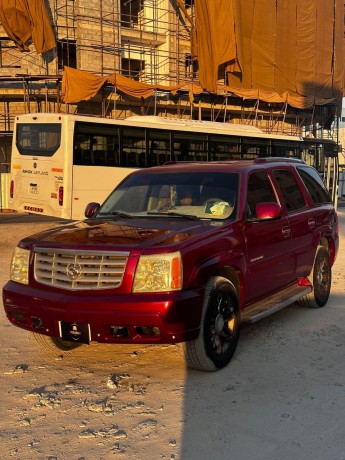 cadillac-escalade-big-3