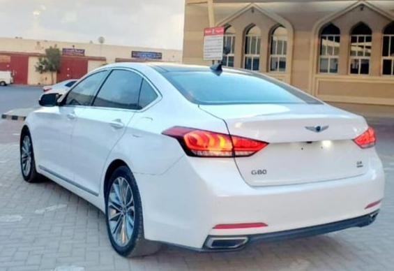 hyundai-genesis-big-1