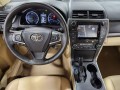 2016-toyota-camry-se-small-2