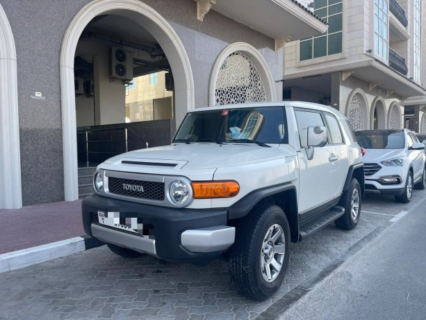 toyota-fj-cruiser-big-0