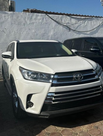 toyota-highlander-big-3