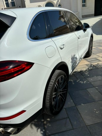 porsche-cayenne-big-3