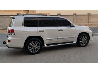 Lexus LX570