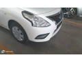 nissan-sunny-small-5