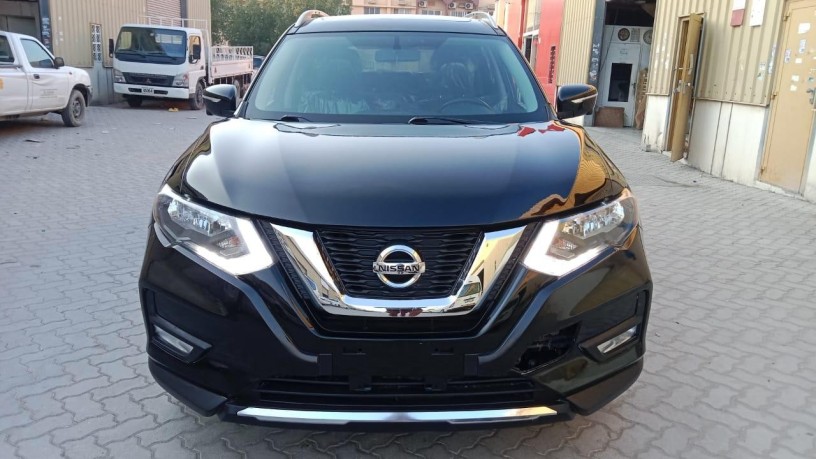 nissan-rogue-big-0