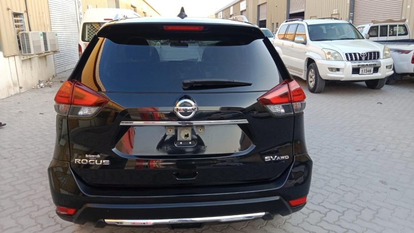 nissan-rogue-big-3