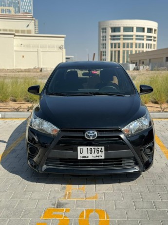 toyota-yaris-2015-big-4