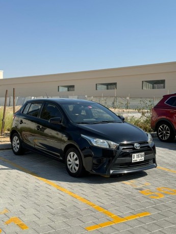 toyota-yaris-2015-big-0