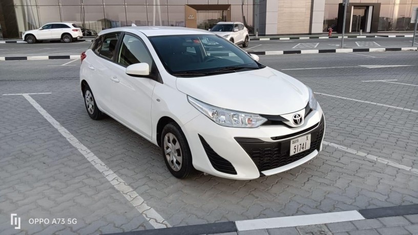 toyota-yaris-big-0