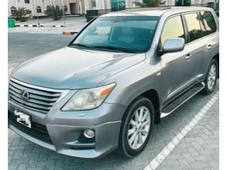 Lexus LX570