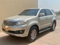 toyota-fortuner-small-0