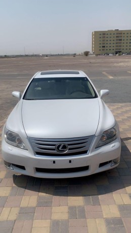 lexus-ls-460-big-8