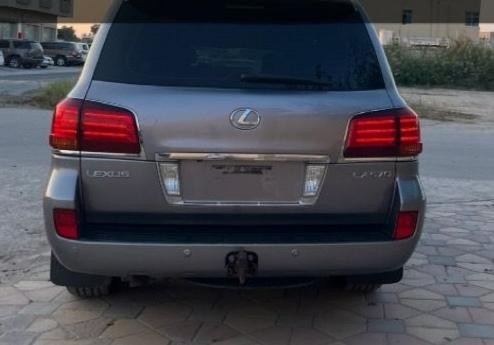 lexus-lx570-big-2