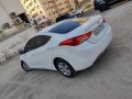 hyundai-avante-small-2