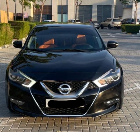 nissan-maxima-sv-big-0