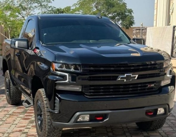 chevrolet-silverado-big-0