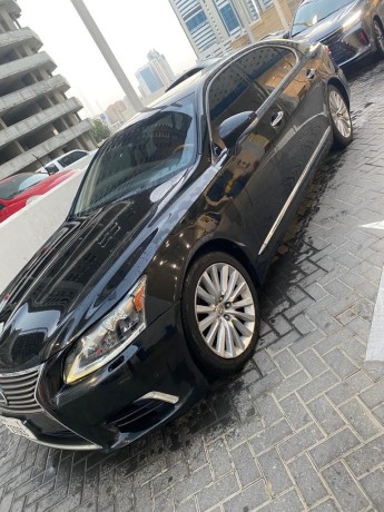 lexus-ls-460l-big-0