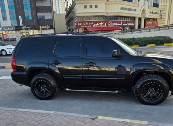 chevrolet-tahoe-big-2