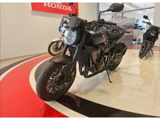 Honda cb1000R