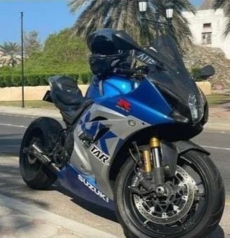 suzuki-gsxr-big-0