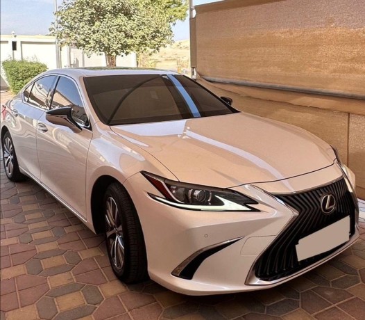 lexus-es-350-big-0