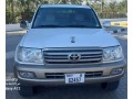 toyota-land-cruiser-small-0