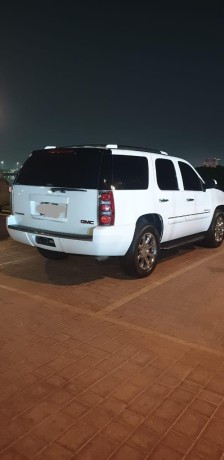 gmc-denali-big-0