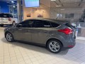 ford-focus-sport-small-5