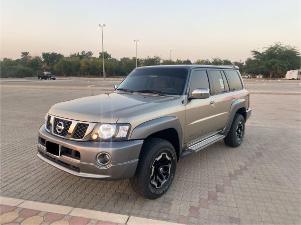 nissan-vtc-safari-big-8