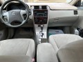 toyota-corolla-2010-small-2