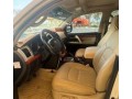 toyota-land-cruiser-vxr-small-5