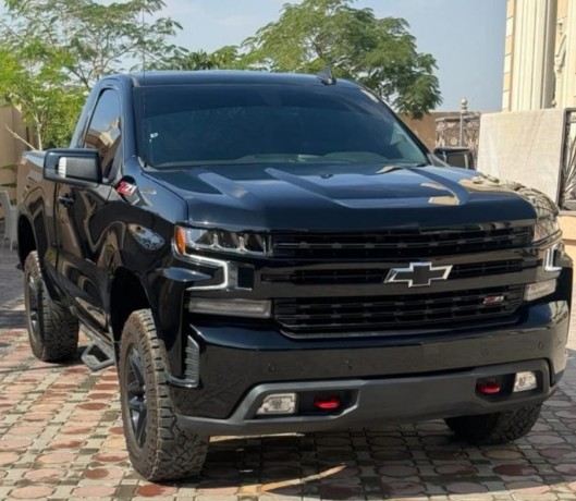 chevrolet-silverado-big-0