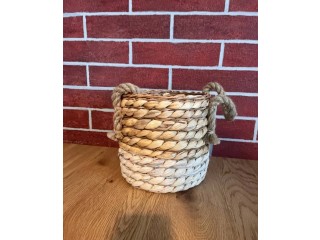 Knitted basket